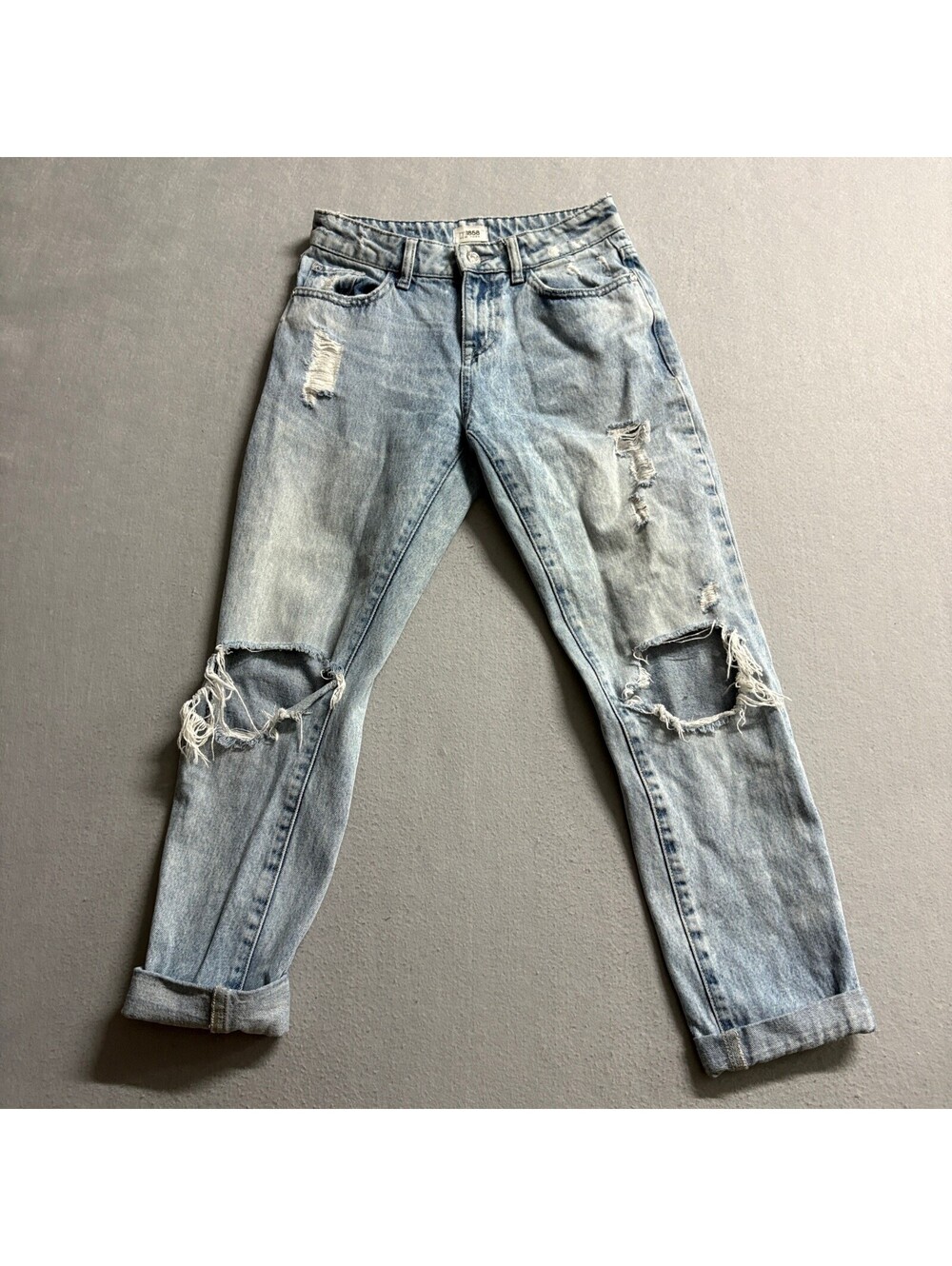 m1858 New York Jasper Relaxed Distressed Jeans Womens 26 Light Wash Denim